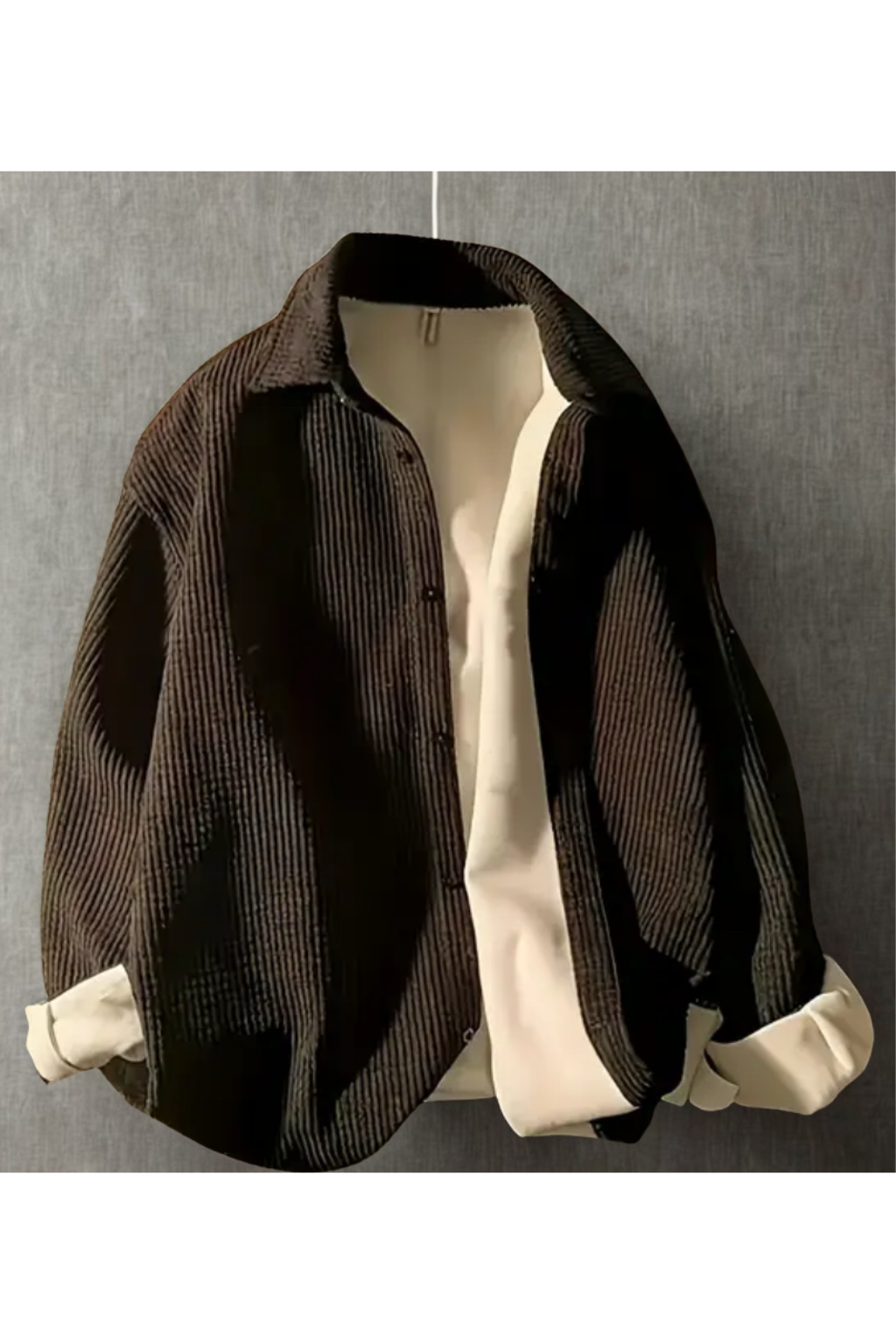 Cardigan Vintage  negro con interior blanco