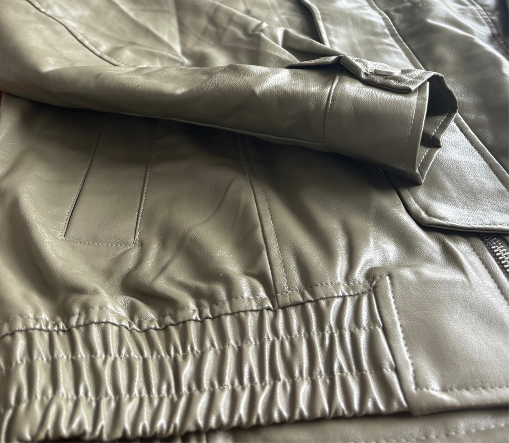 Casaca Verde Oliva – Estilo Urbano Casual