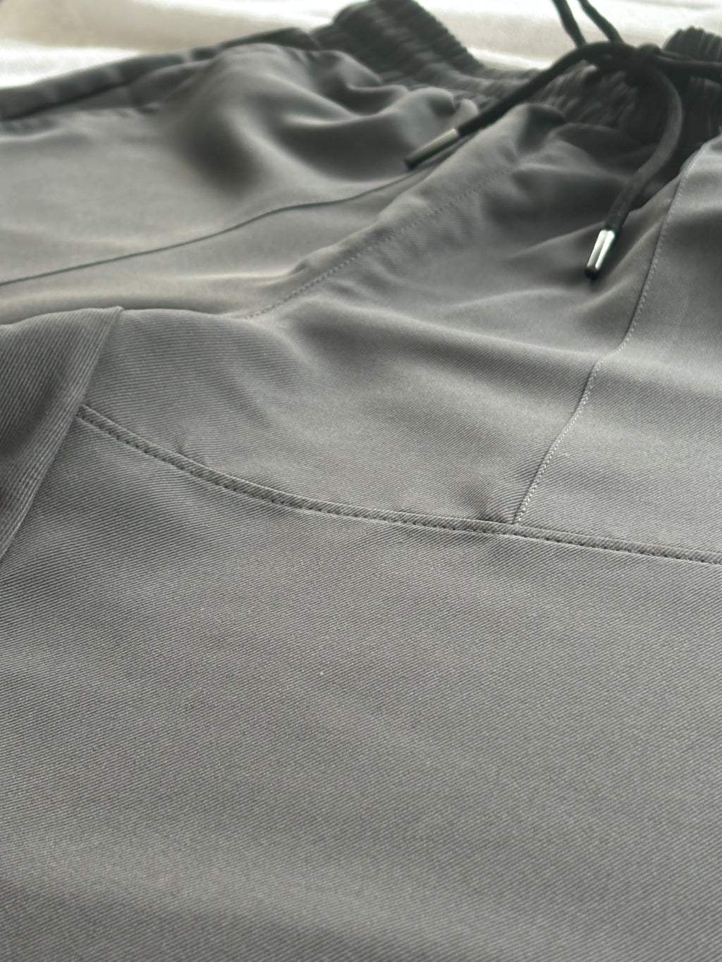 Jogger Casual Gris – Comodidad para Todo el Día