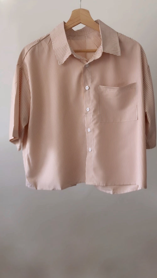 Camisa Boxy Fit a Rayas – Verano & Estilo Casual