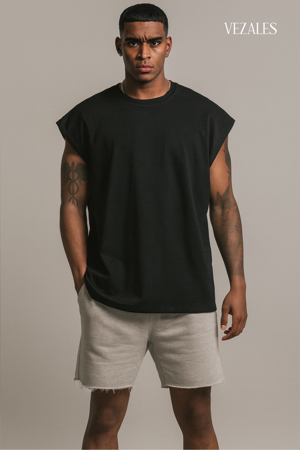 Polo Oversize Sin Mangas Negro – Estilo Urbano